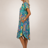 Klara | Abito mini a camicia floreale con scollo a V