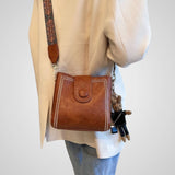 Urò | Borsa Retro con Tracolla Regolabile Larga