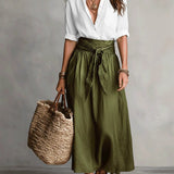 SAGE | Set di Due Pezzi: Top Nero e Gonna Midi Verde Oliva