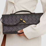 Melanie Clutch con Dettaglio Oro a Nastro