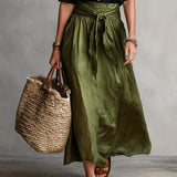SAGE | Set di Due Pezzi: Top Nero e Gonna Midi Verde Oliva
