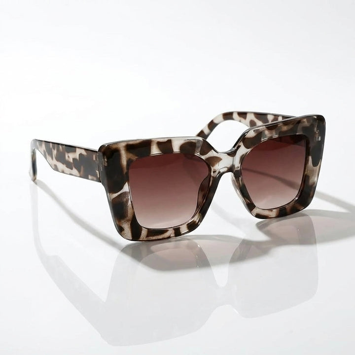 CARLOTTA SHADES